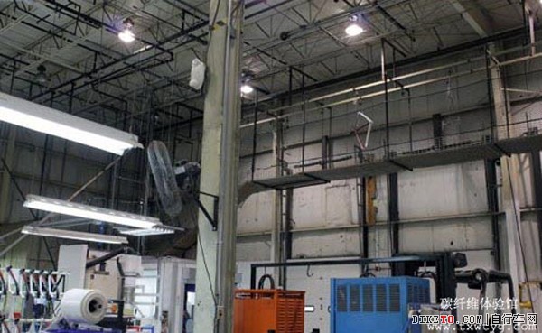 TREK碳纖維自行車怎么做的