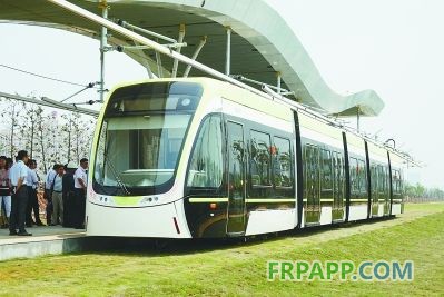 備受關注的麒麟現代有軌電車上線試跑 備受關注的麒麟現代有軌電車上線試跑